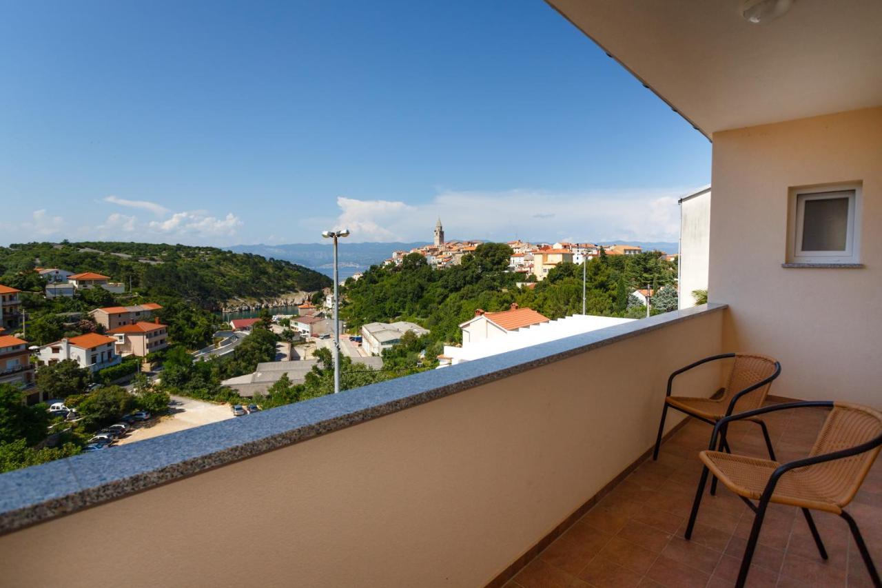 Villa Mirela Apartment เวอร์บนิค ภายนอก รูปภาพ