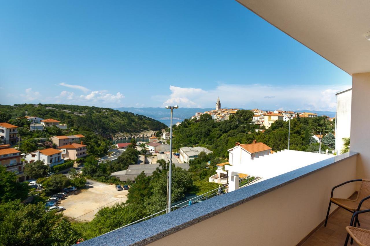 Villa Mirela Apartment เวอร์บนิค ภายนอก รูปภาพ